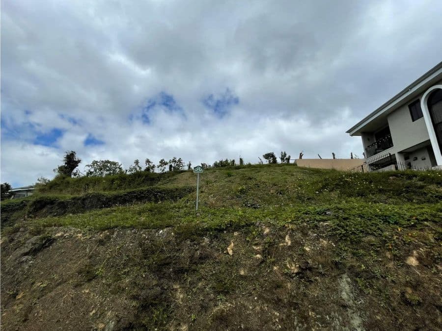 Land at Mata de Plátano