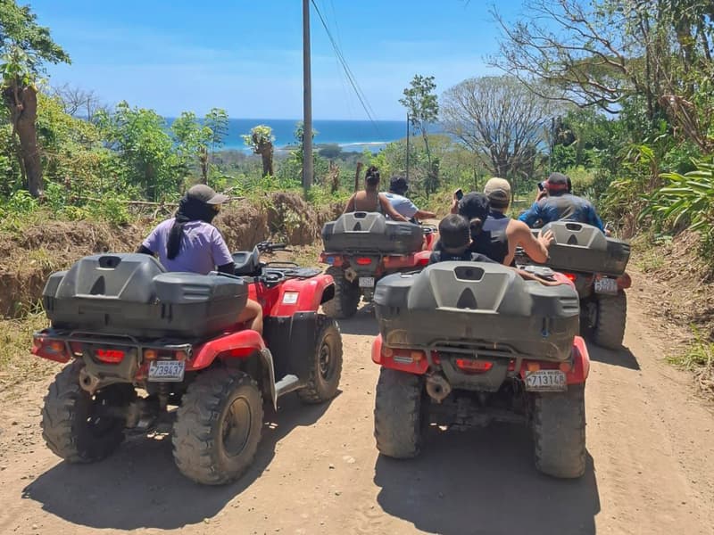 Comercial en Sabalito