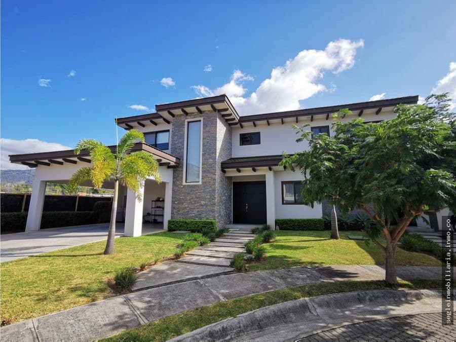 Apartamento en Condado del Río