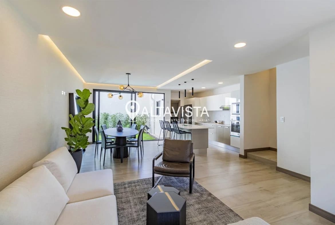 Casa en Santa Ana Urbano