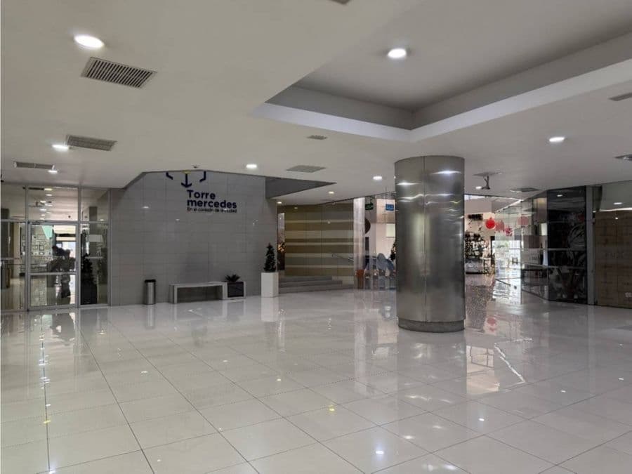 Commercial at Merced