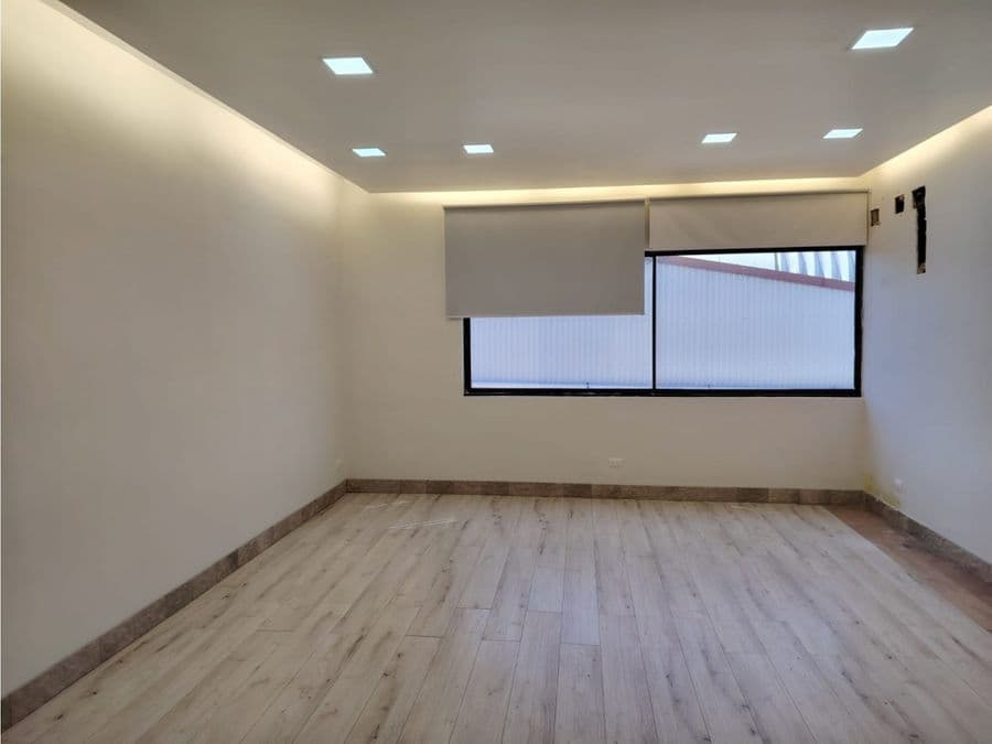 Comercial en Escazú