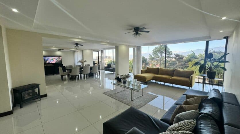 Apartment at Escazú