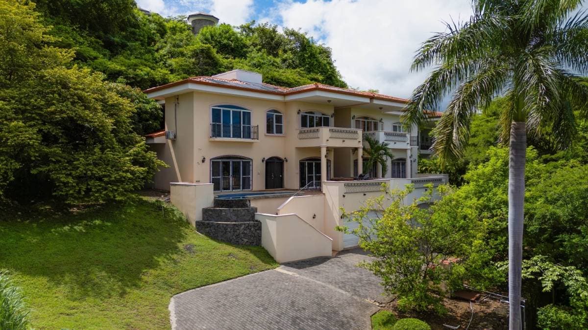 Casa en Playa Hermosa