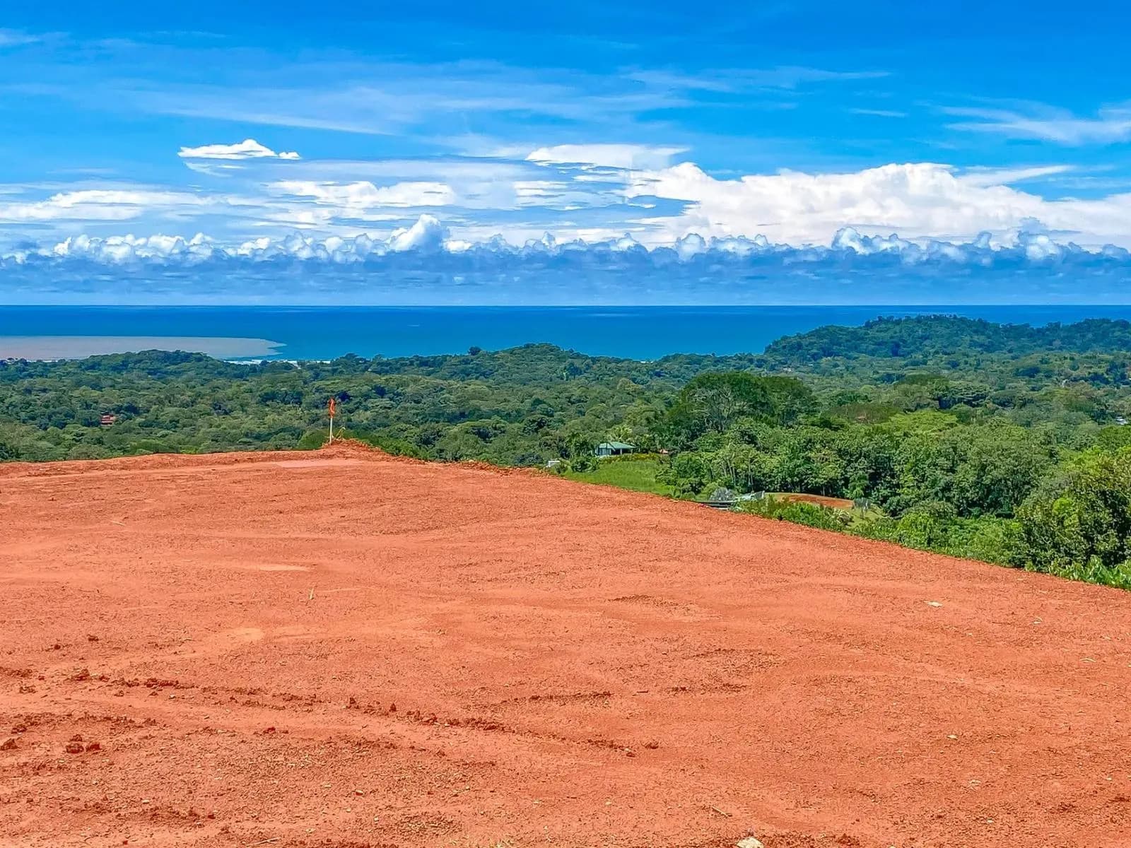 Land at Bahía Ballena