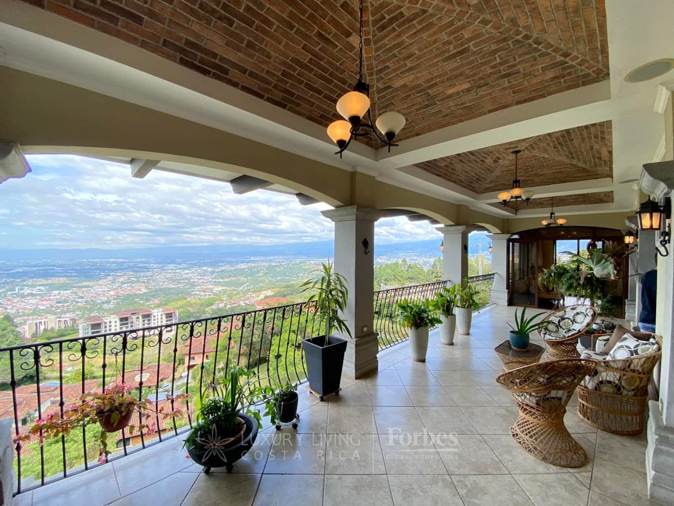 Propiedad en Condominio El Monasterio