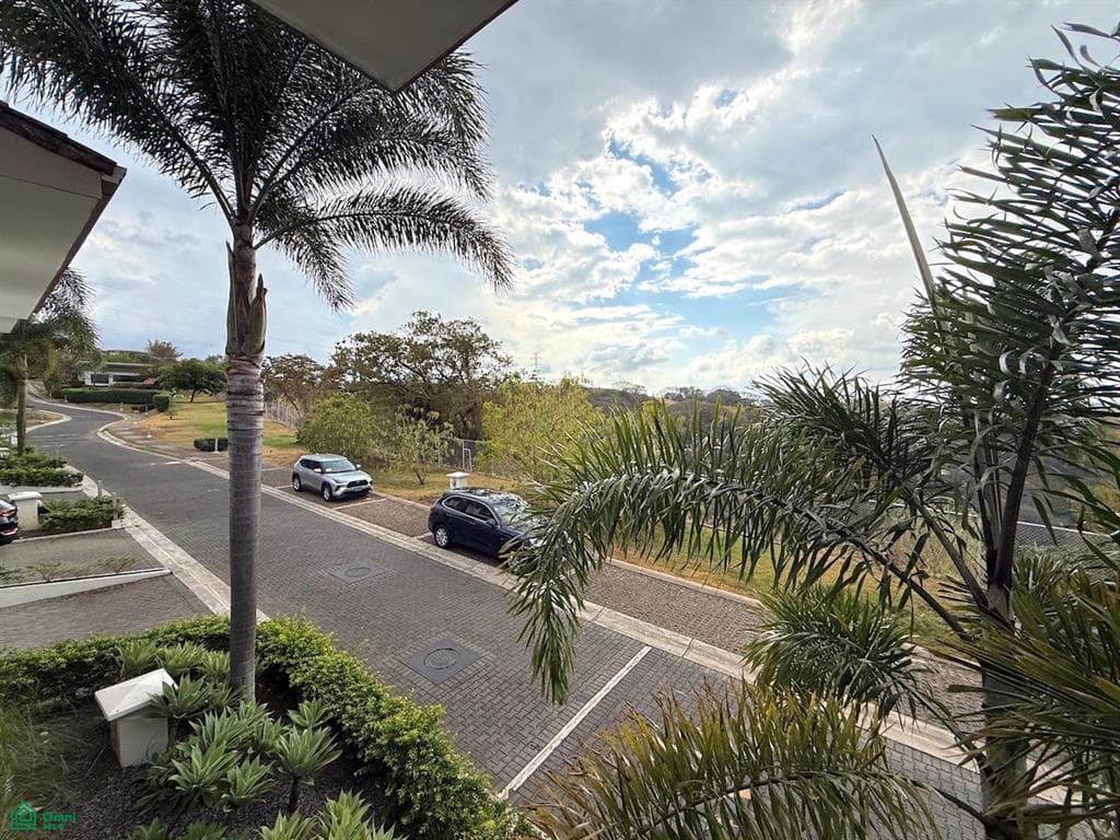 House at Guachipelin