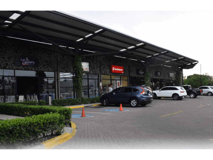 Comercial en La Asunción
