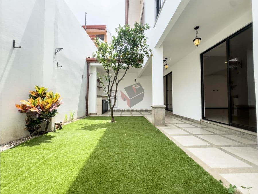 Propiedad en Santa Ana