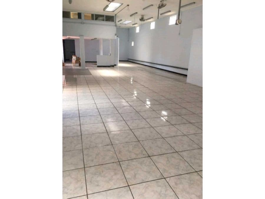 Comercial en La Unión