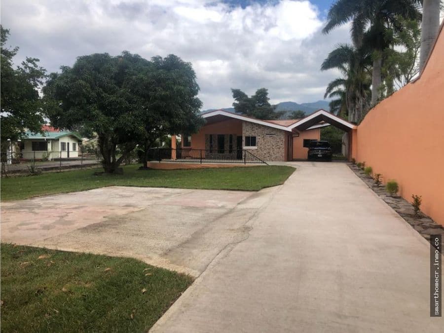 Propiedad en Pozos