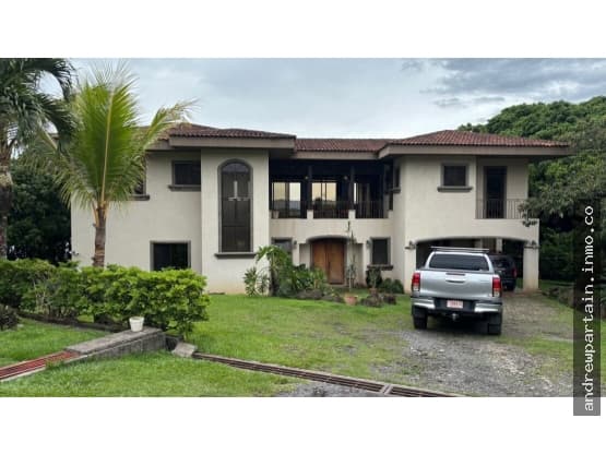Casa en Guácima