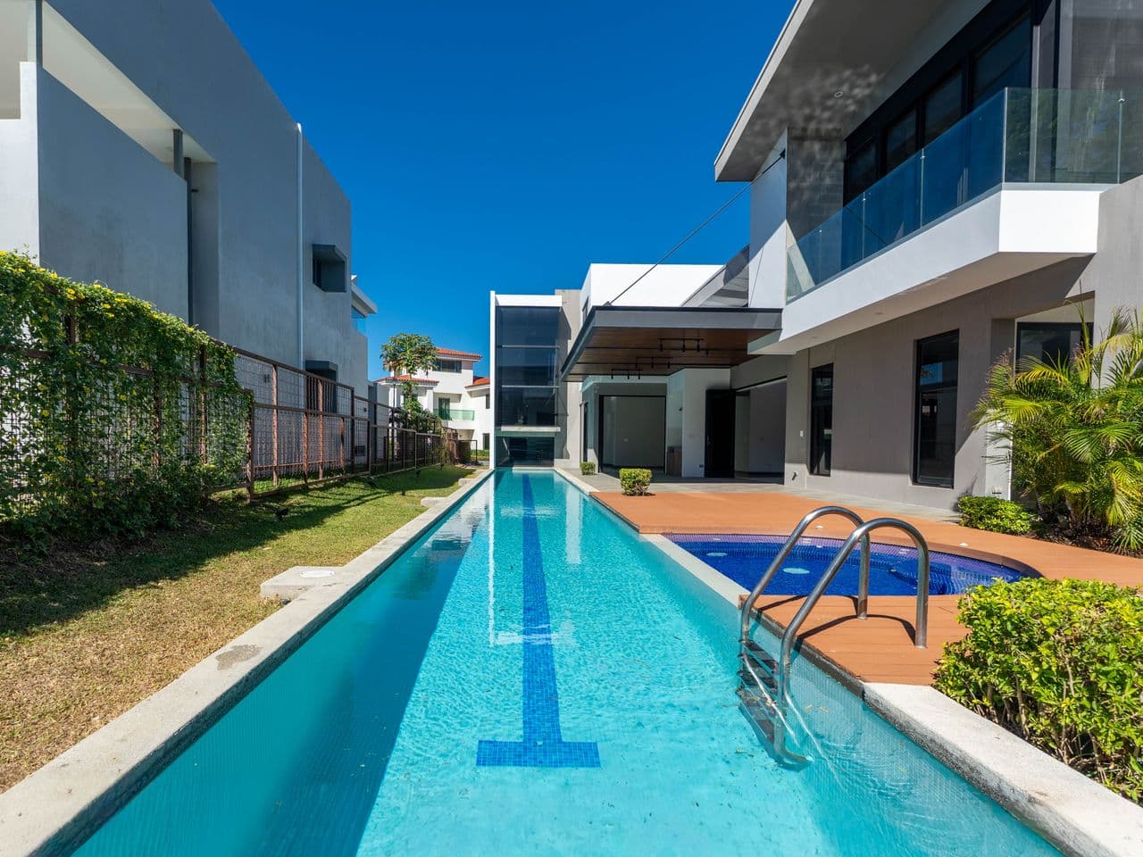 Propiedad en Lindora