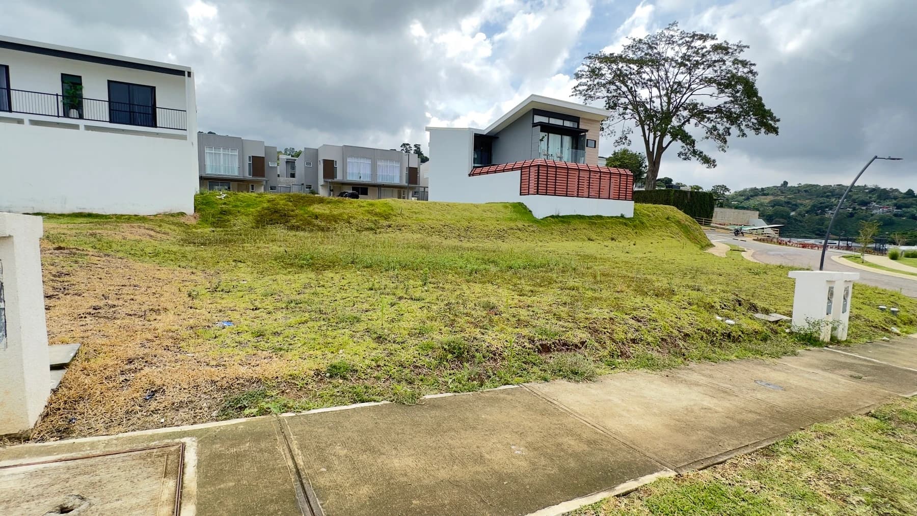 Property at Sánchez