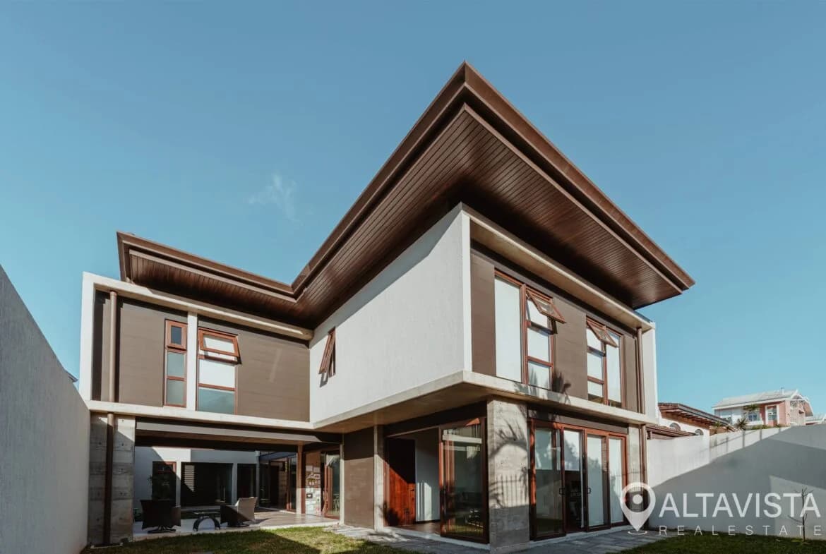 House at Condominio Vía Cipres