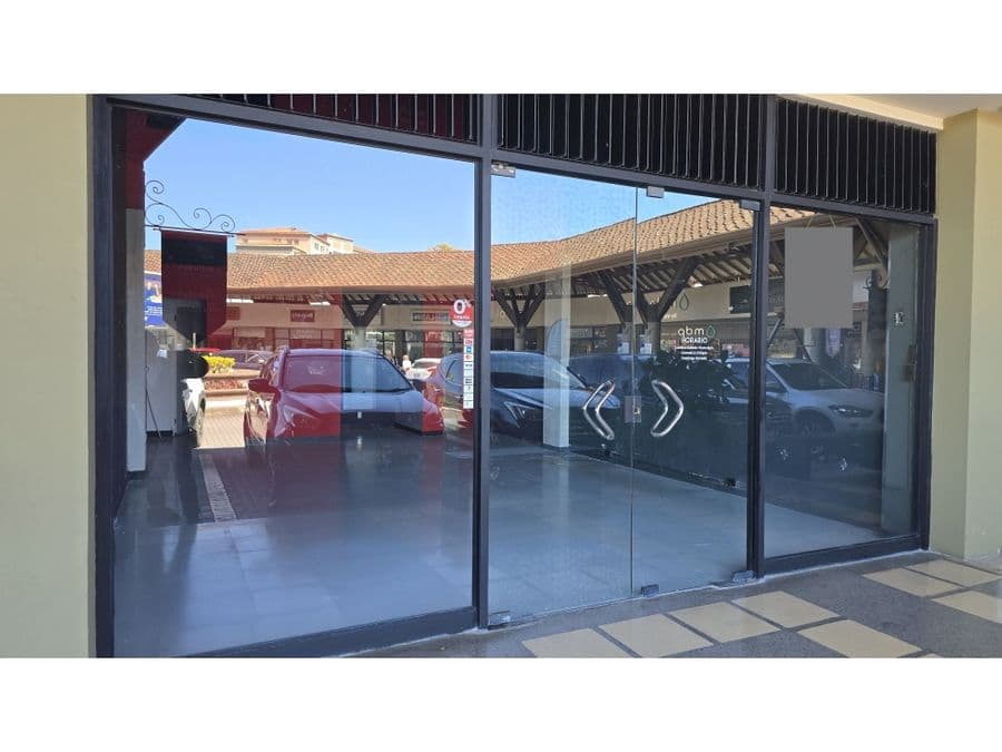 Commercial at San Rafael