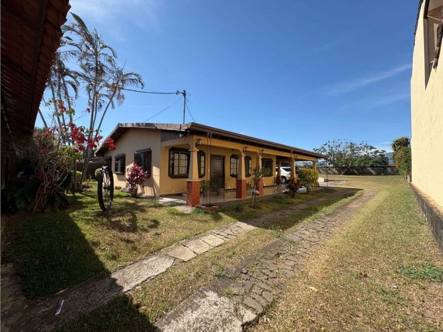 Casa en Llorente