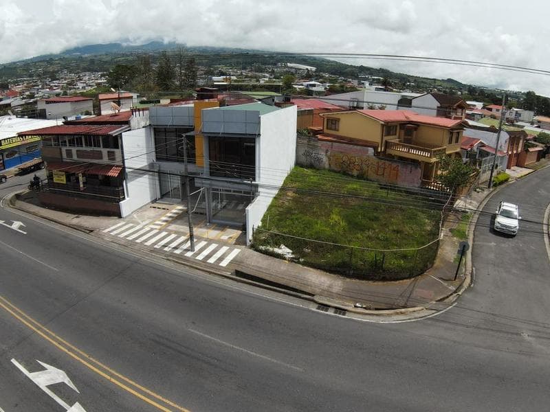 Commercial at Guadalupe