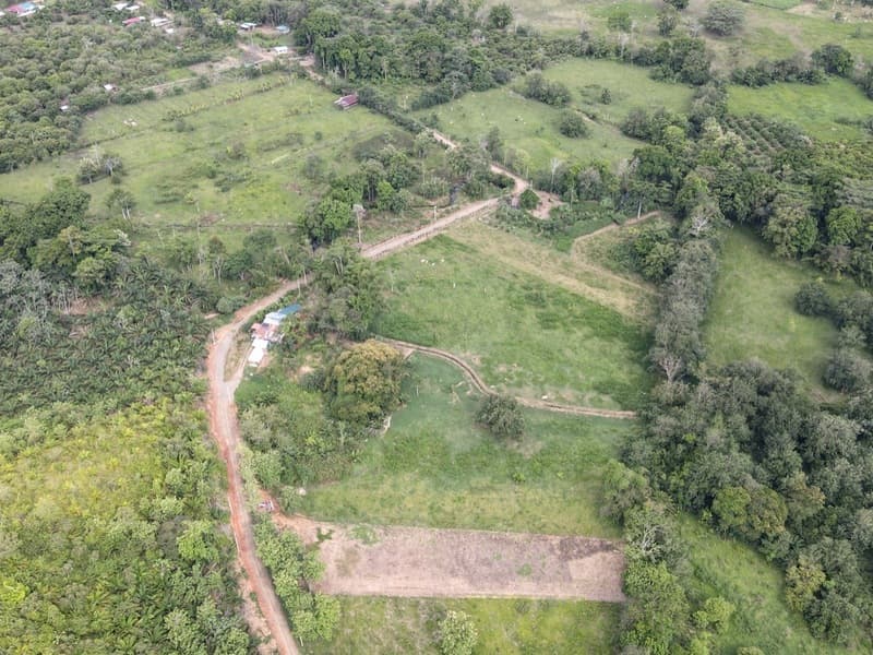 Land at Puerto Cortés