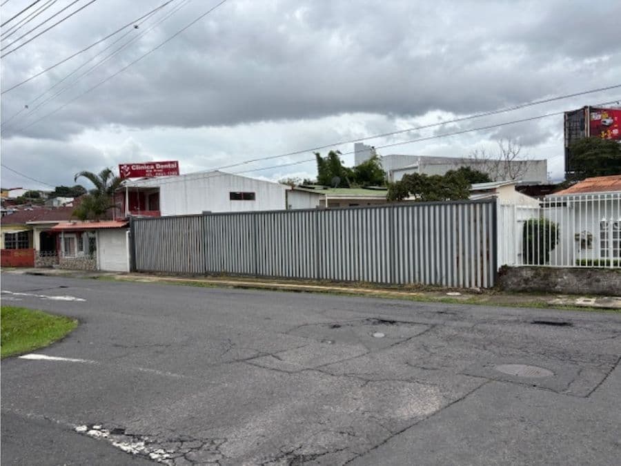 Edificio en San Pedro