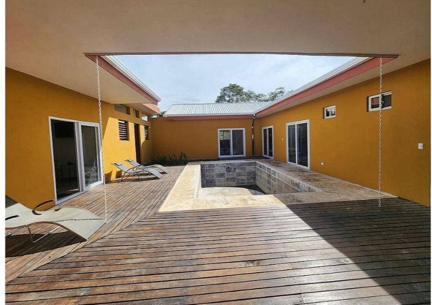 House at Sardinal