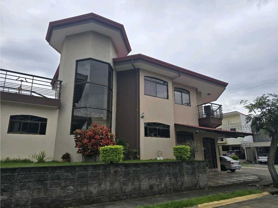 Casa en Desamparados
