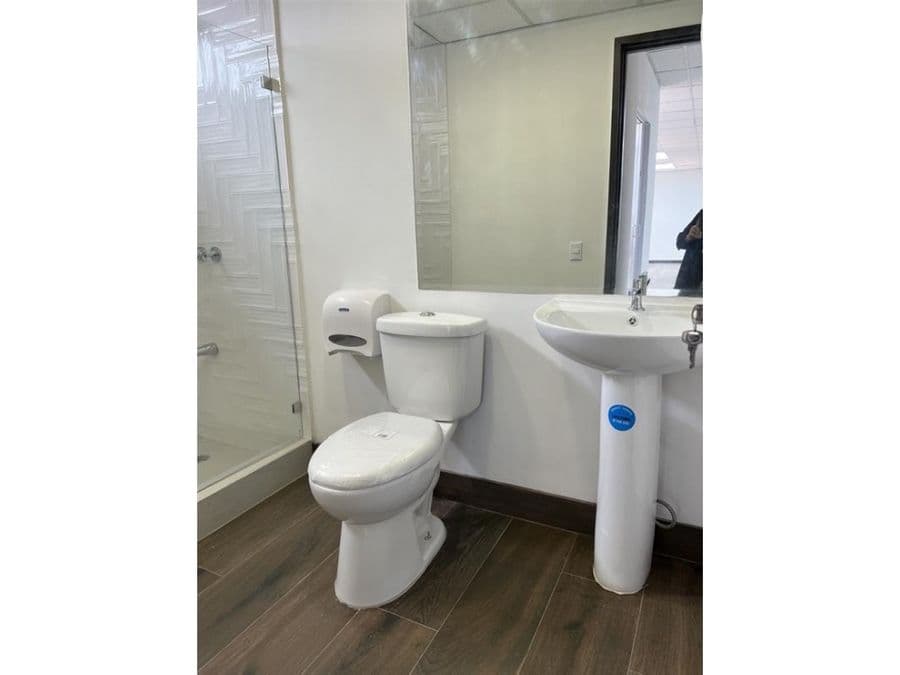 Oficina en Mata Redonda