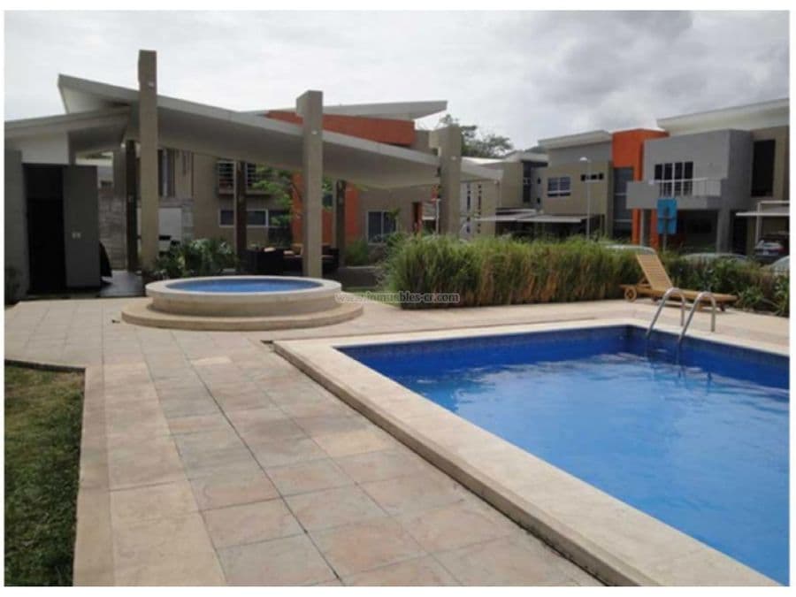 Propiedad en Santa Ana