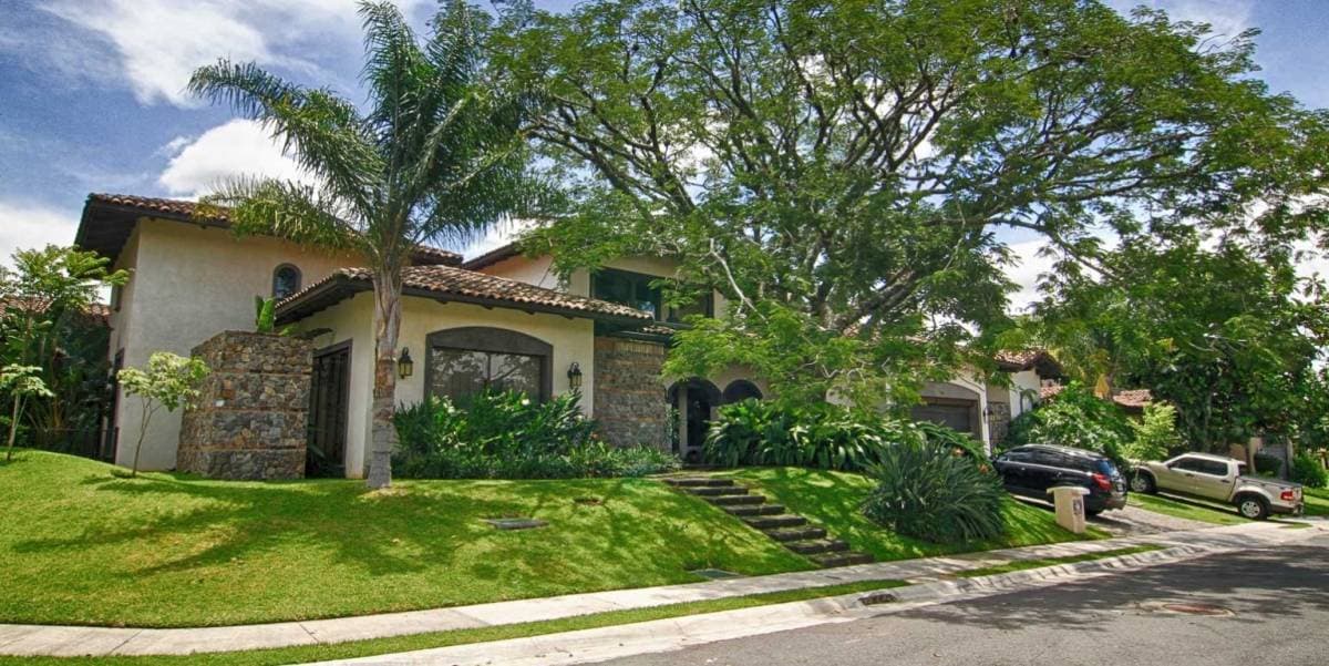 Casa en Piedades