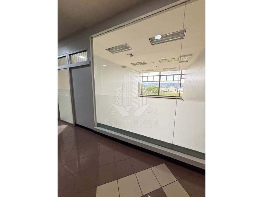 Commercial at San José