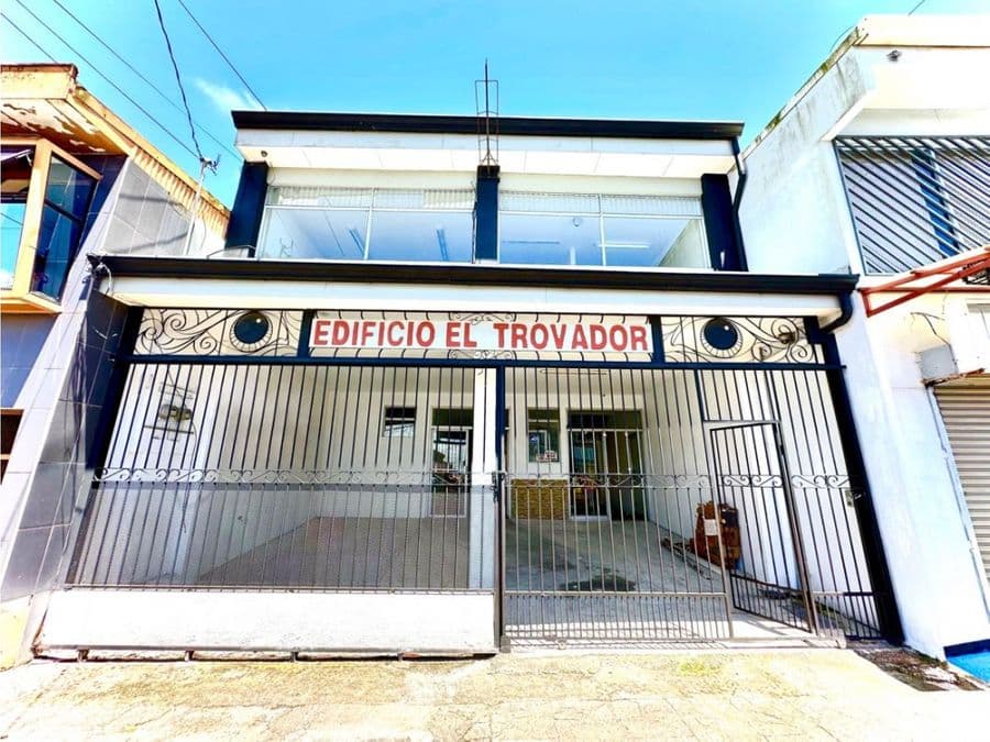 Edificio en Cartago