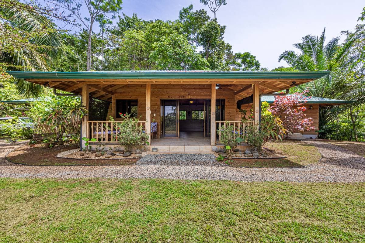 Hotel at Uvita