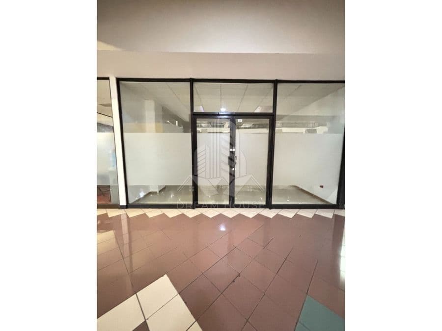 Commercial at San José