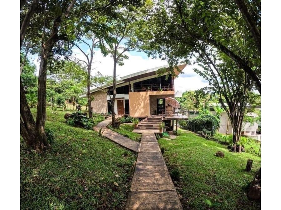 Casa en Orotina