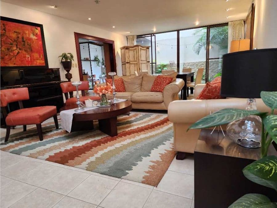 Propiedad en Santa Ana