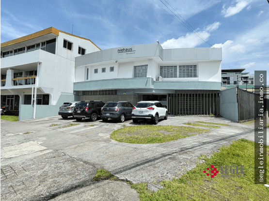 Office at San Pedro de Montes de Oca