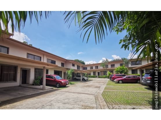 Casa en Escazú