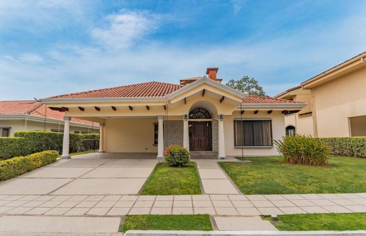 Casa en Valle del Sol