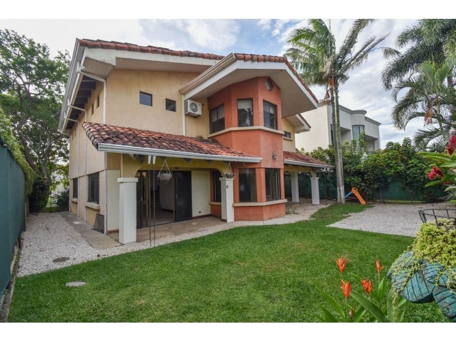 Casa en Parque Valle del Sol