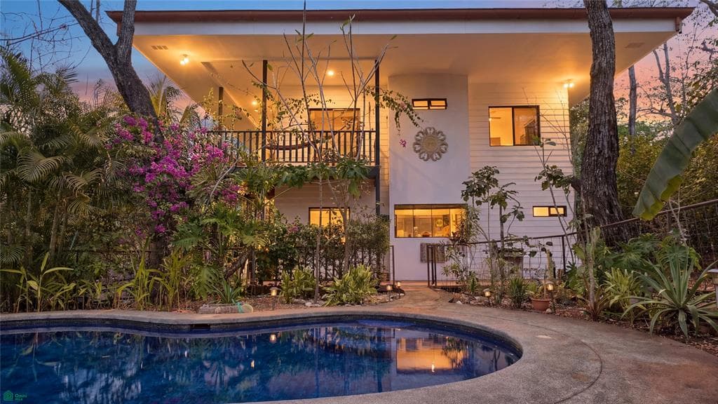 House at Playa Puerto Viejo