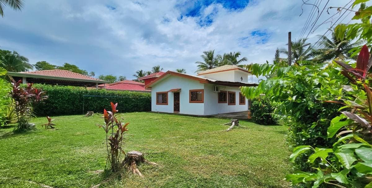 Casa en Playa Esterillos