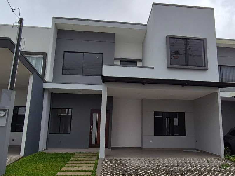 Propiedad en Condominio Senderos del Este