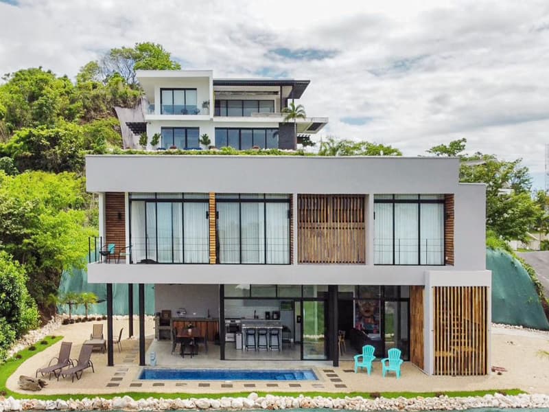 Propiedad en Cuajiniquil