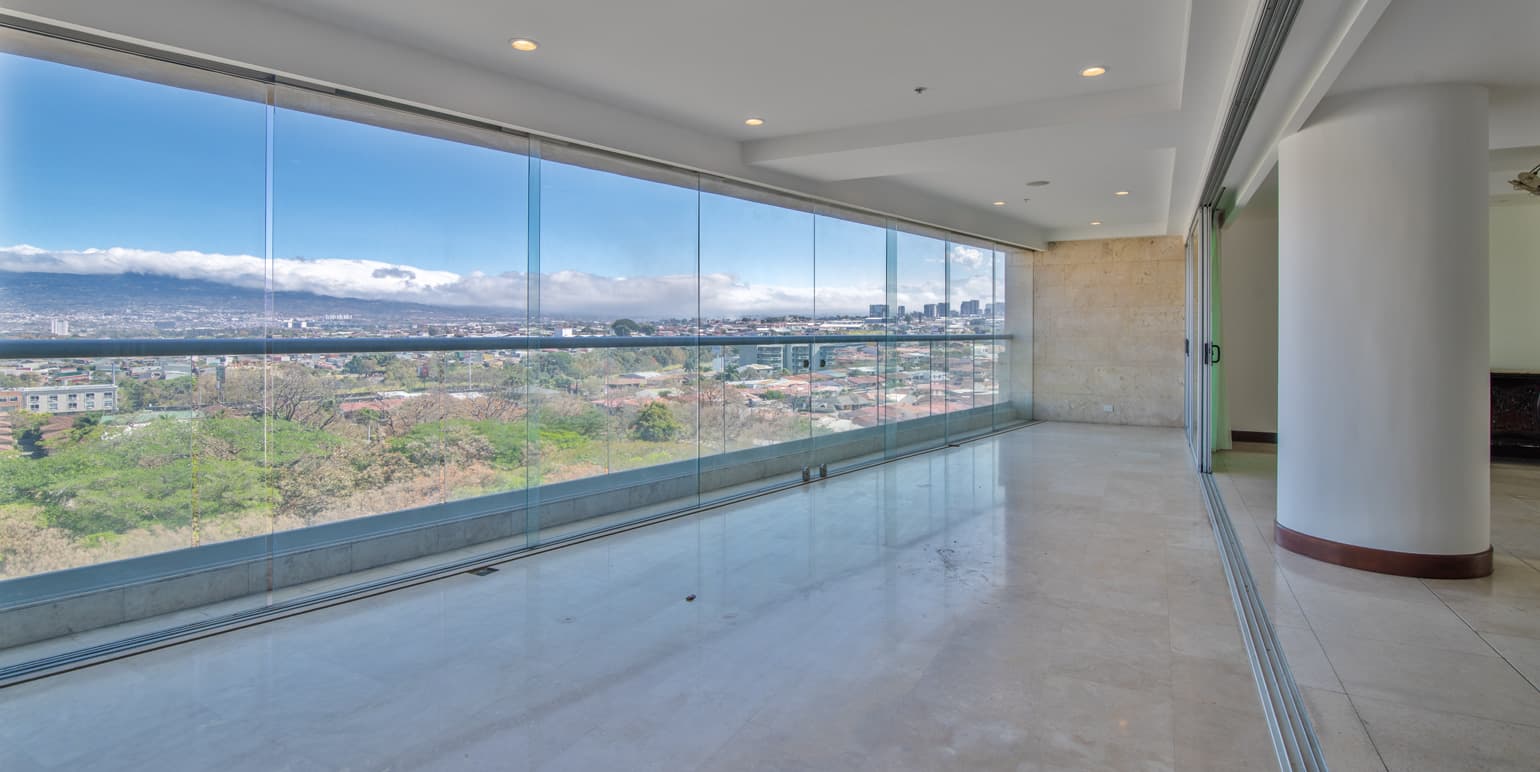 Propiedad en Central Park Escazú