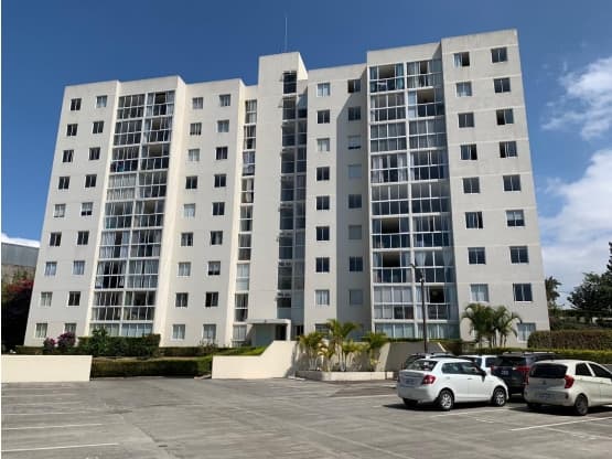 Apartamento en Condominio Altavista