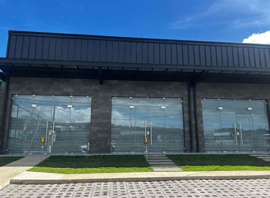 Comercial en San Rafael