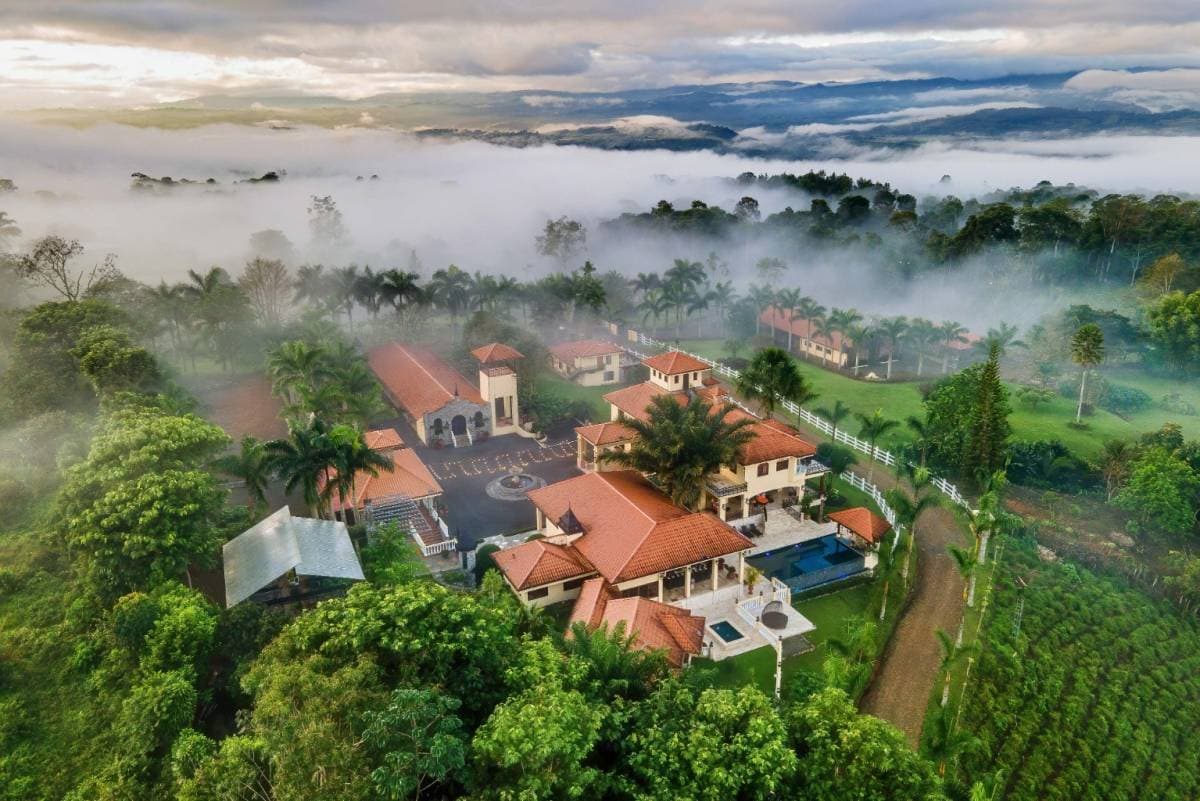 Hotel at San Isidro del General