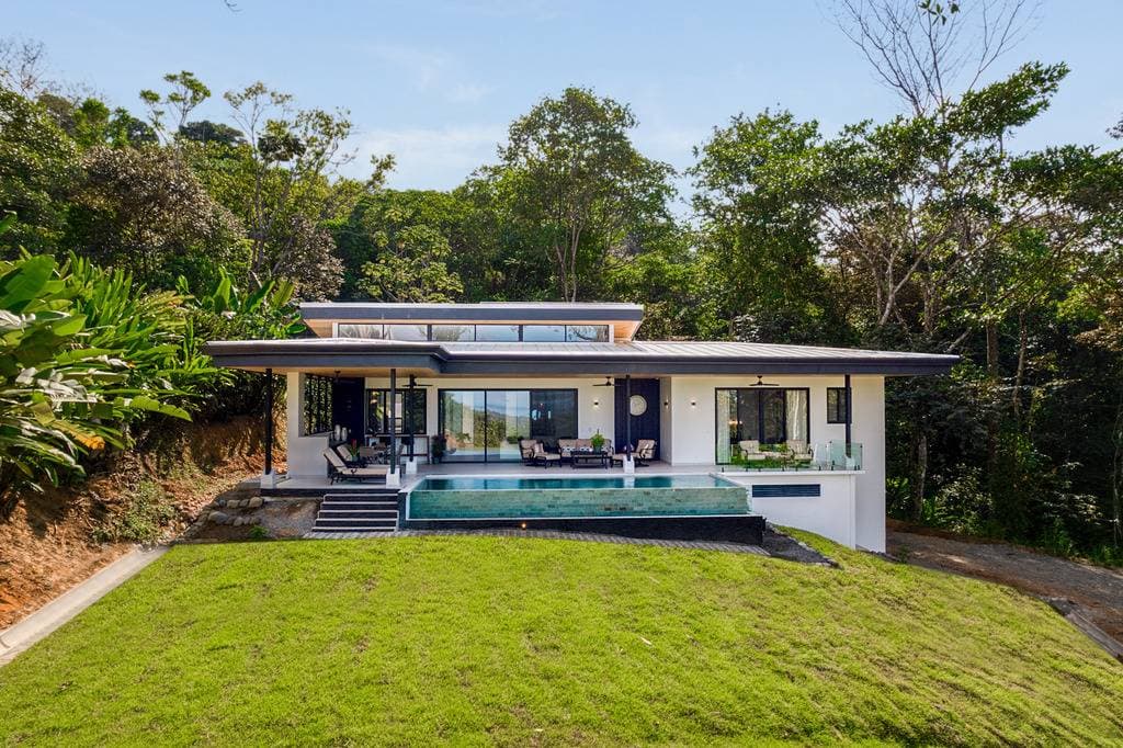 House at Dulce Pacifico