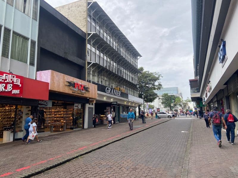 Commercial at Catedral