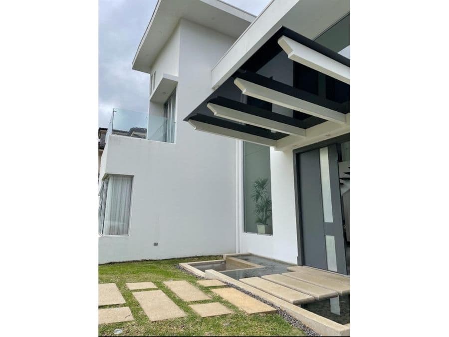 Casa en Colinas de Montealegre